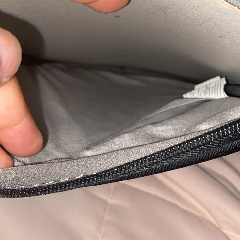 Kensington Soft Carrying Case for Tablets